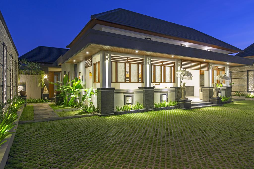 The Banyumas Suite Villa Legian Exterior photo