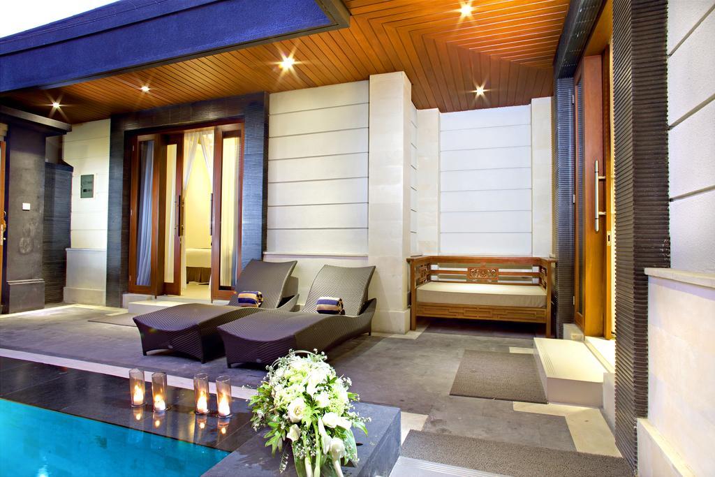 The Banyumas Suite Villa Legian Exterior photo