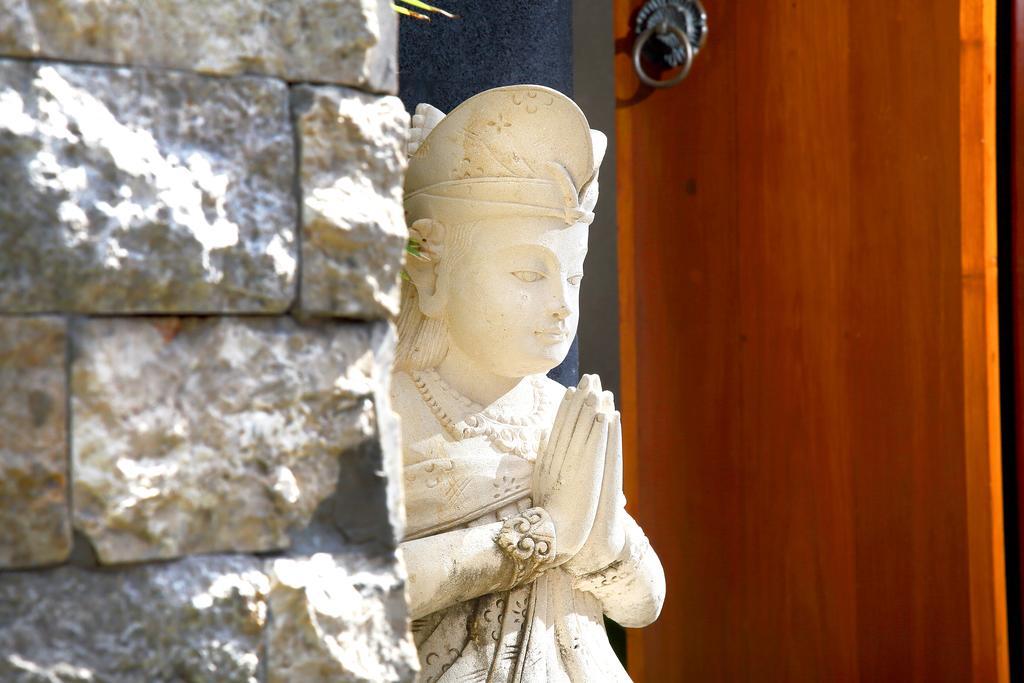 The Banyumas Suite Villa Legian Exterior photo